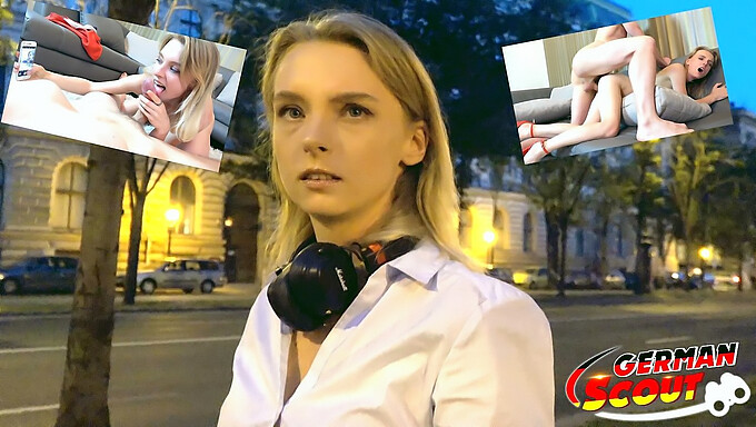 Němečtí skauti a mladá dívka se zapojují do sexuálních řečí během modelingové práce